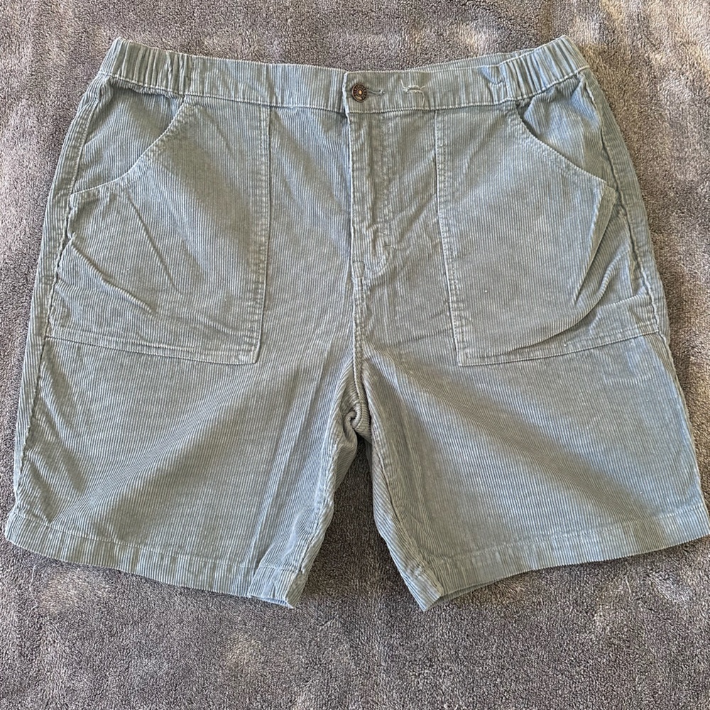Line of Trade Green Corduroy Shorts